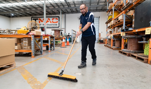 Efficient warehouse cleaning services for a clean and organised space, improving productivity and safety.